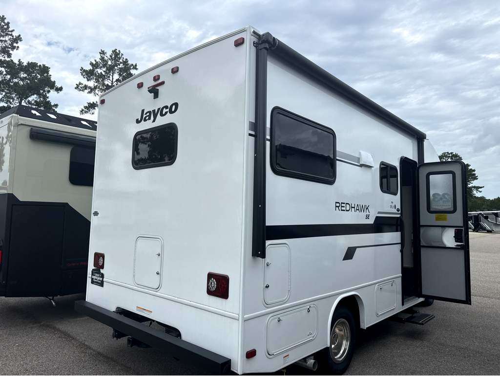 2027 JAYCO REDHAWK SE 20LF - Image 4