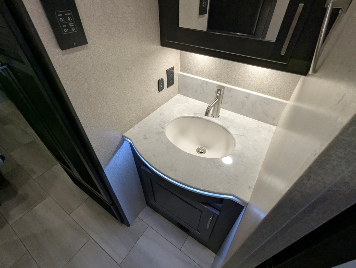 2022 Dynamax Corp DX3 34KD - Image 37
