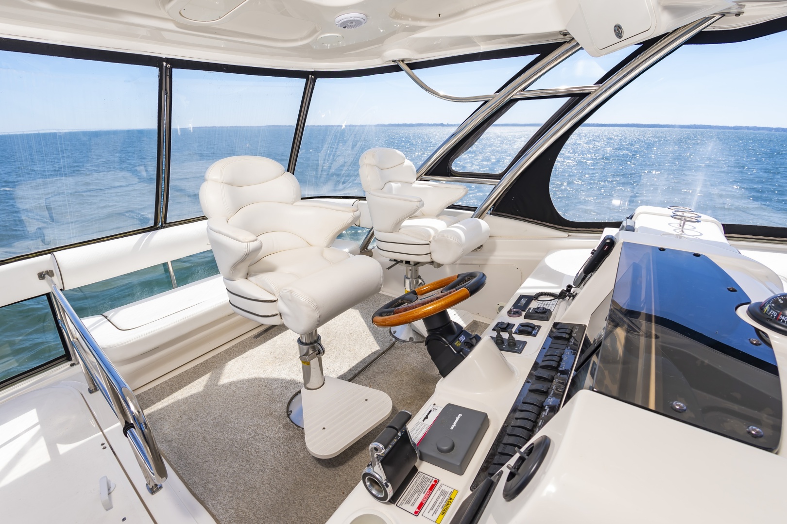 2007 Sea Ray 58 Sedan Bridge - Image 18