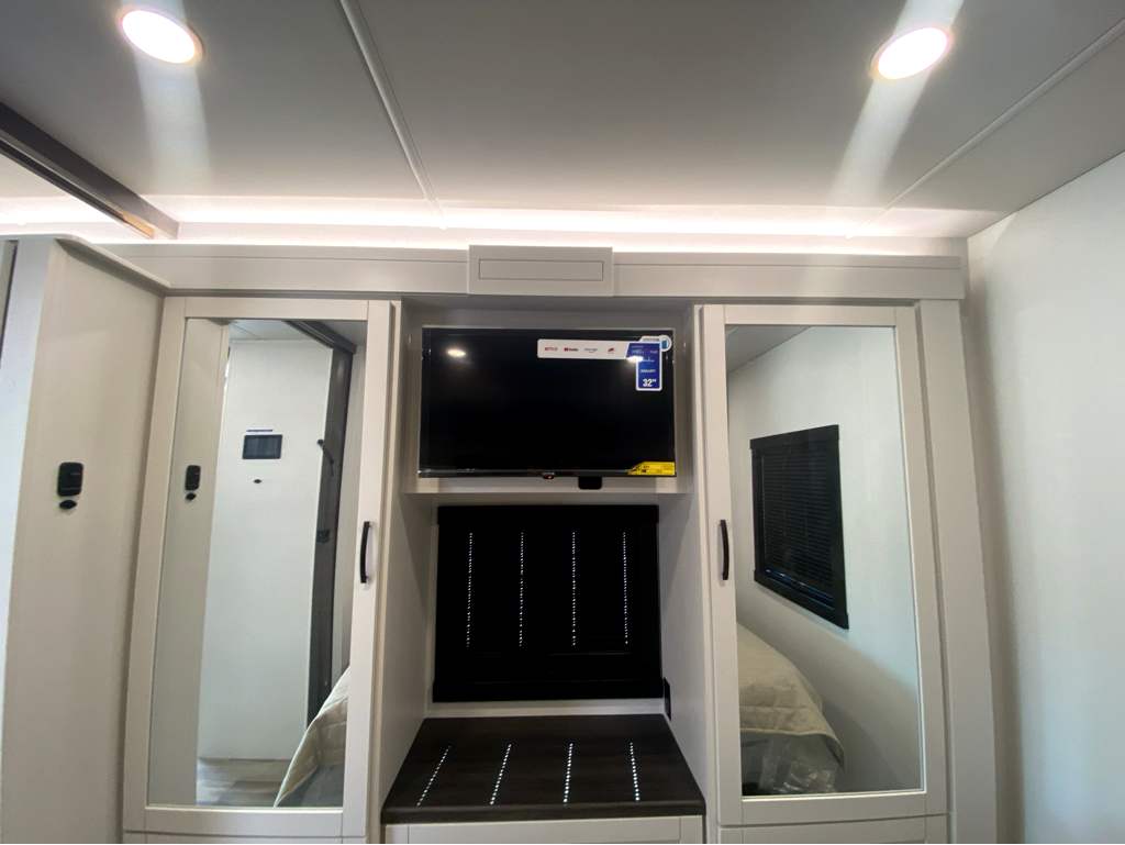 2026 ENTEGRA COACH VISION XL 34G - Image 35