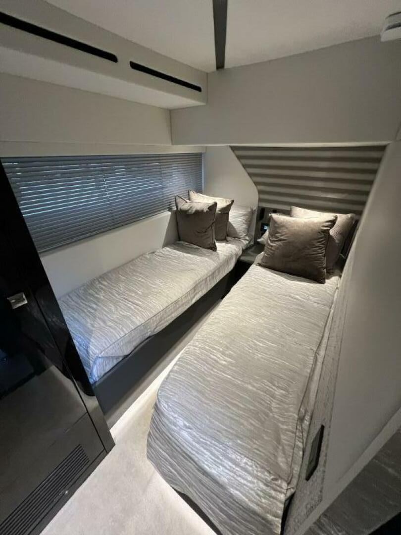2026 Sunseeker 55 Predator - Image 49