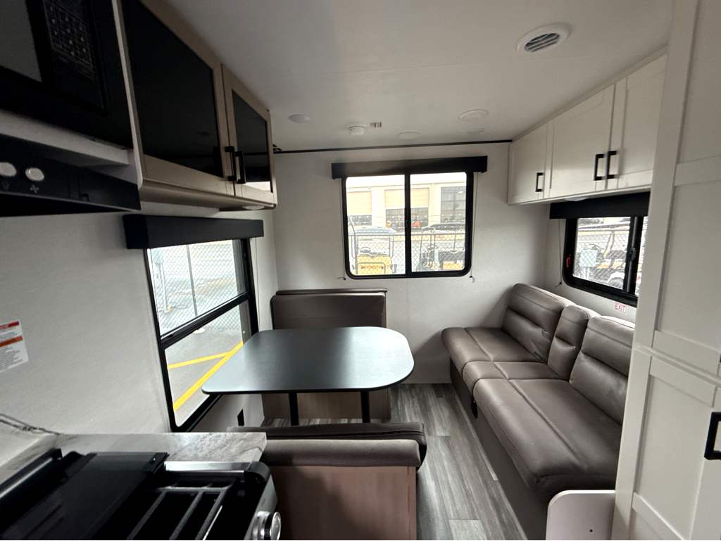 2026 JAYCO JAY FLIGHT SLX 210QB - Image 13