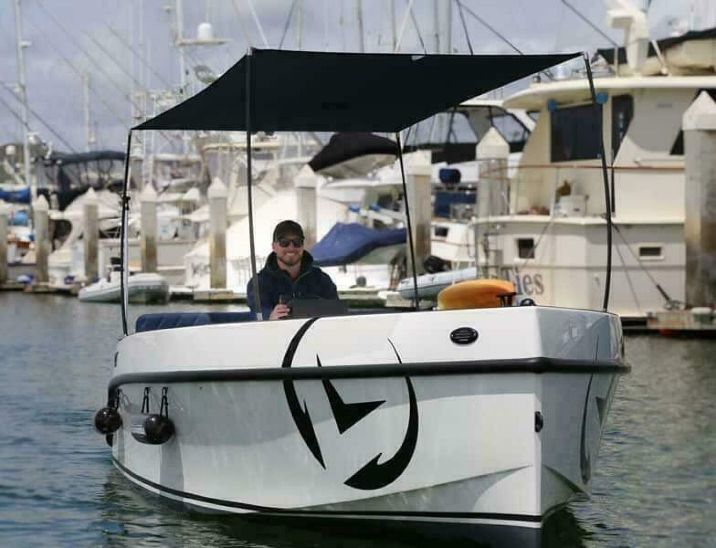 2024 Vision WX Tritoon - Image 243