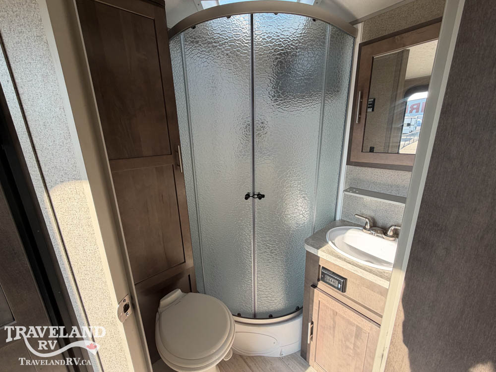 2020 Forest River Rockwood Mini Lite 2205S - Image 11