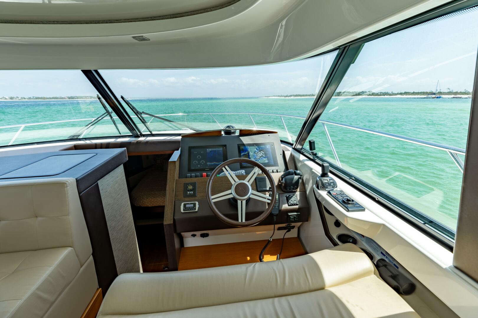 2015 Tiara Yachts 44 Coupe - Image 4