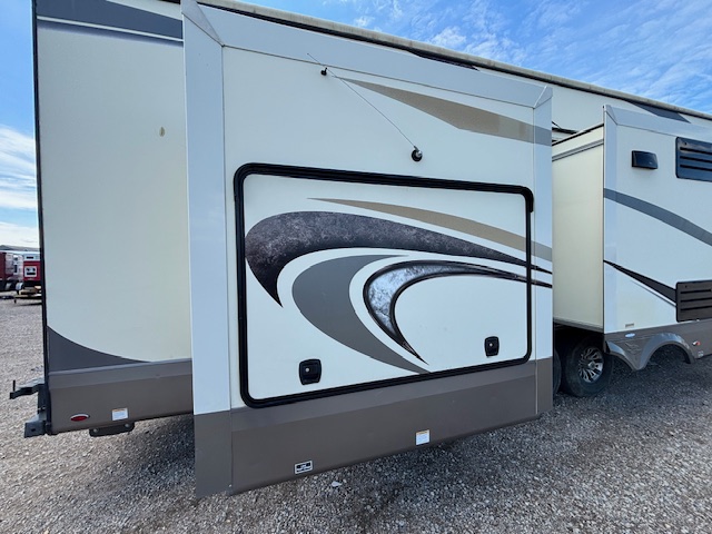 2018 Jayco North Point 379DBFS - Image 13