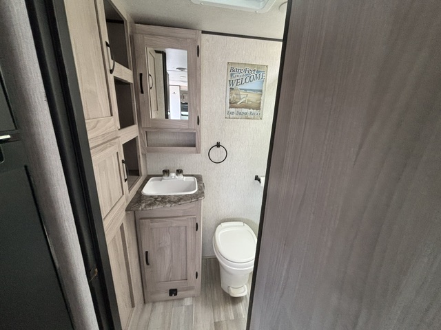 2022 Coachmen Northern Spirit XTR 2145RBX - Image 19