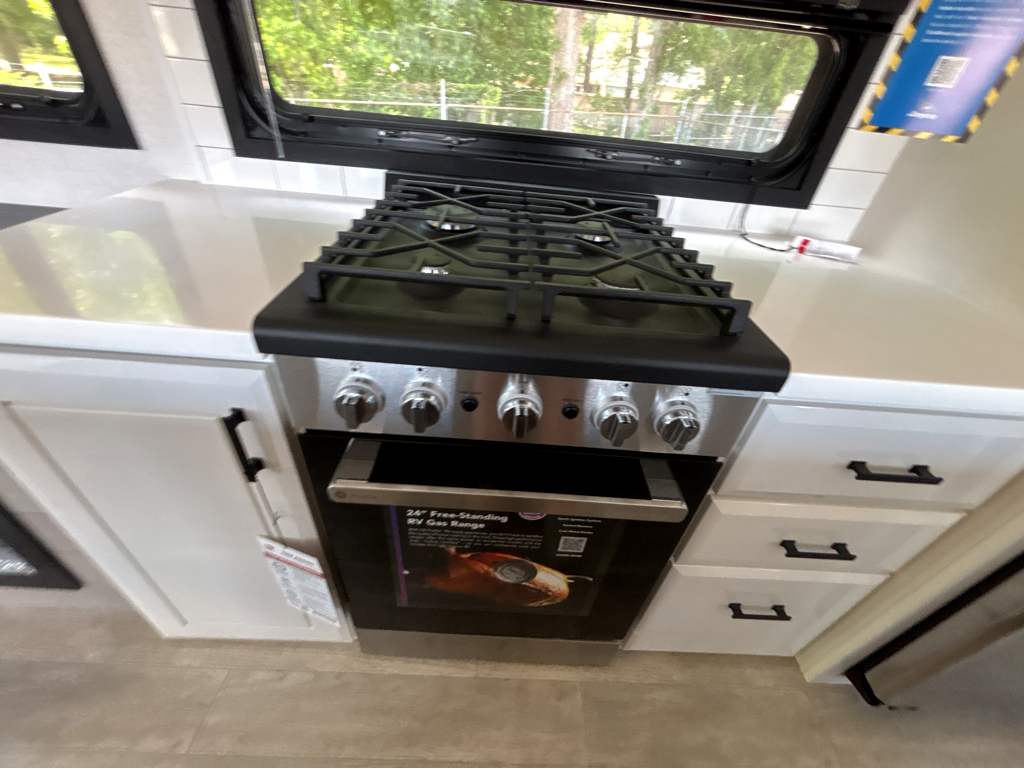 2026 JAYCO PINNACLE 36FBTS - Image 16