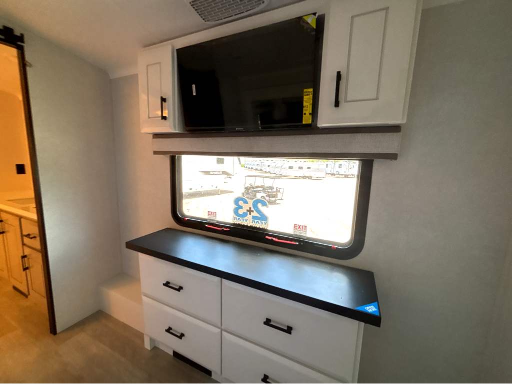 2026 JAYCO PINNACLE 36FBTS - Image 24