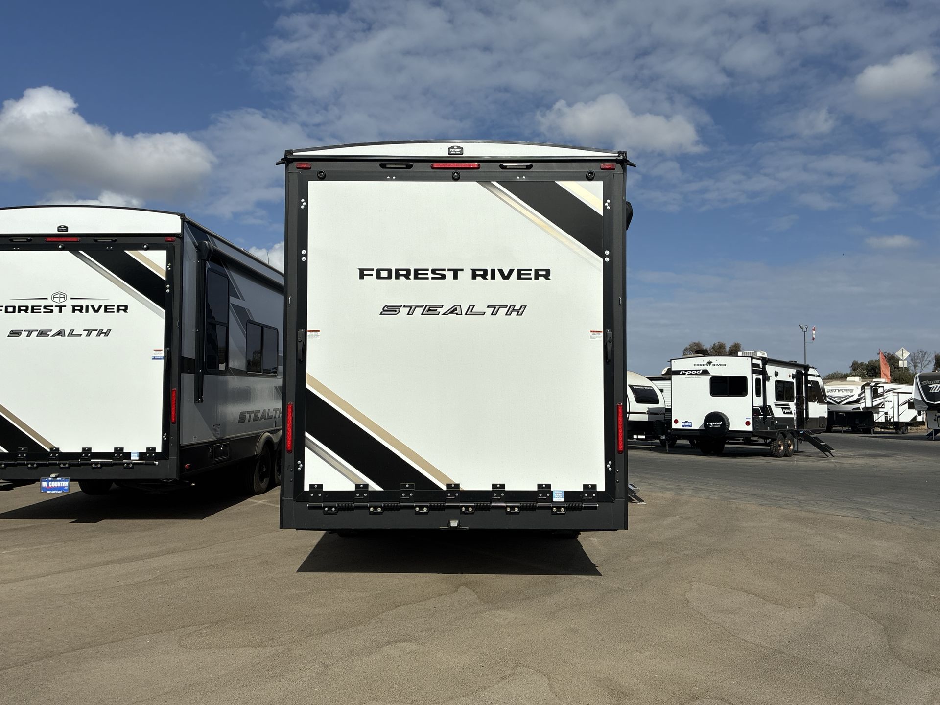 2027 Forest River Stealth 2215 - Image 6