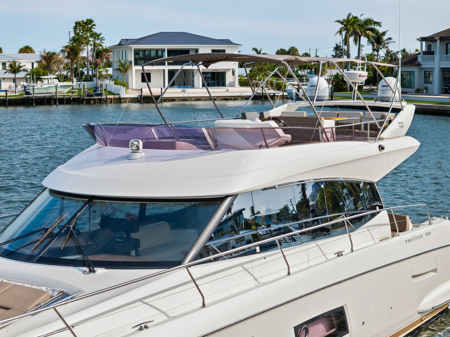 2015 Prestige 550 Base - Image 77