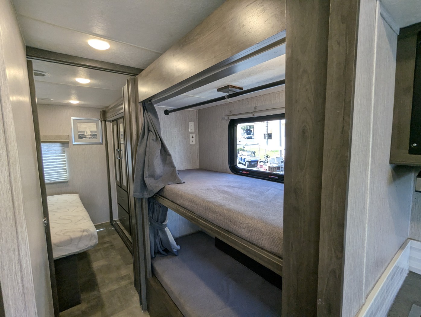 2023 Coachmen Pursuit 31BH - Image 19