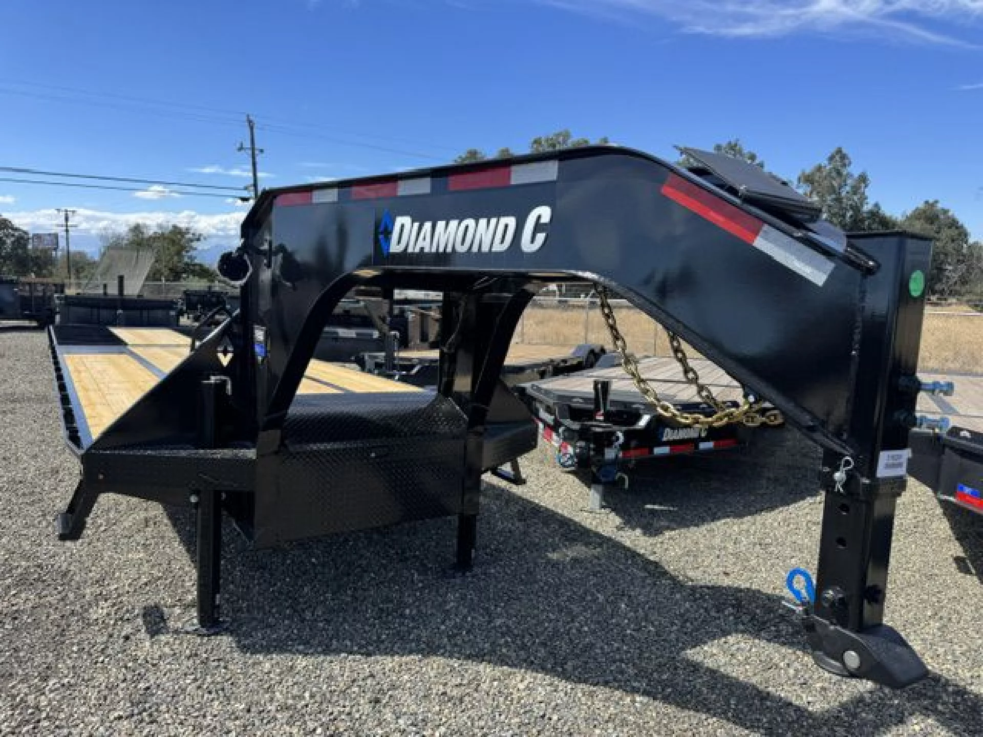 2027 DIAMOND C TRAILERS DIAMOND C FMAX212HDT 2.0 L32X102 PA 25.9K - Image 2