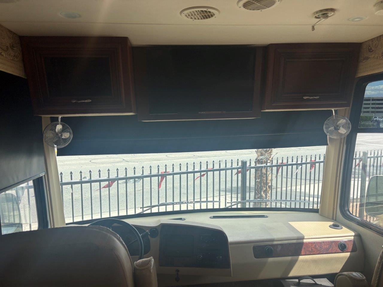 2014 Newmar Bay Star 3309 - Image 24