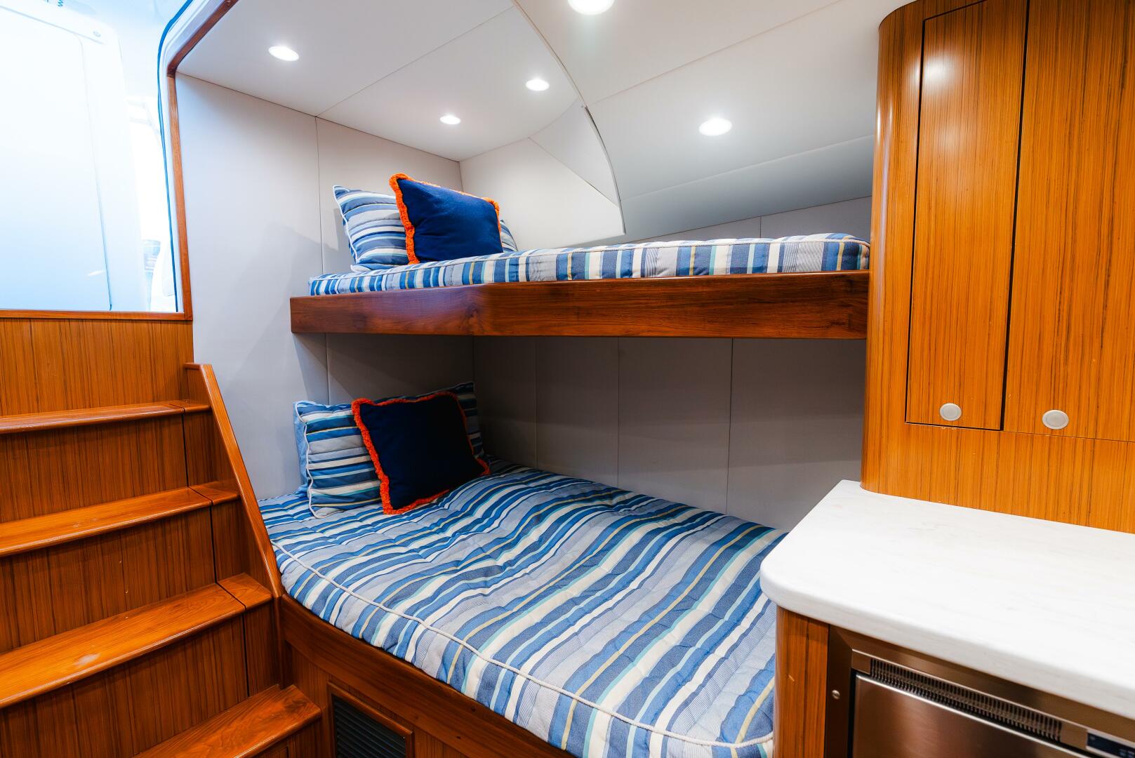 2019 Custom Carolina Daniels Express Sportfish - Image 30
