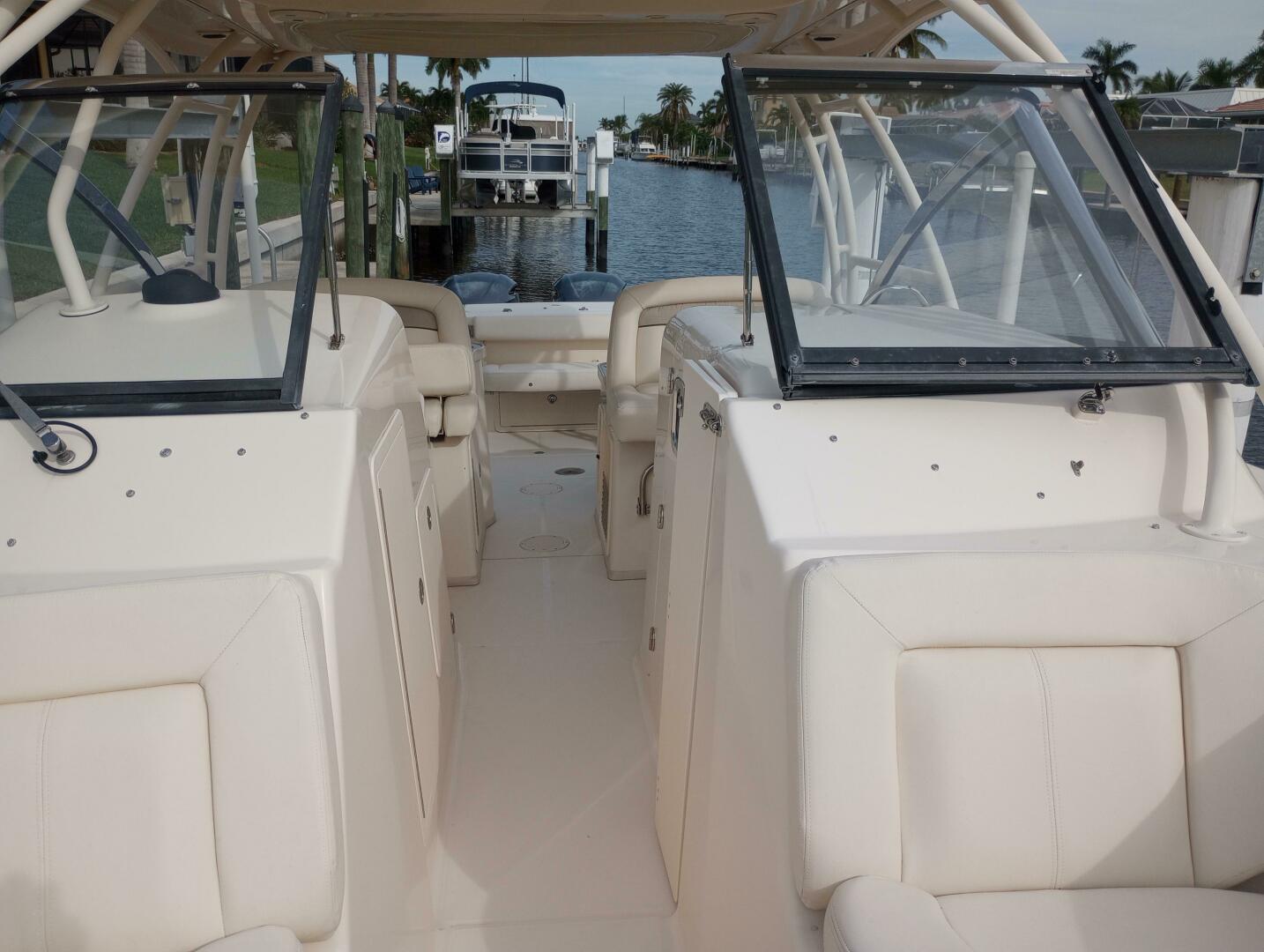 2016 Grady-White Freedom 307 - Image 9
