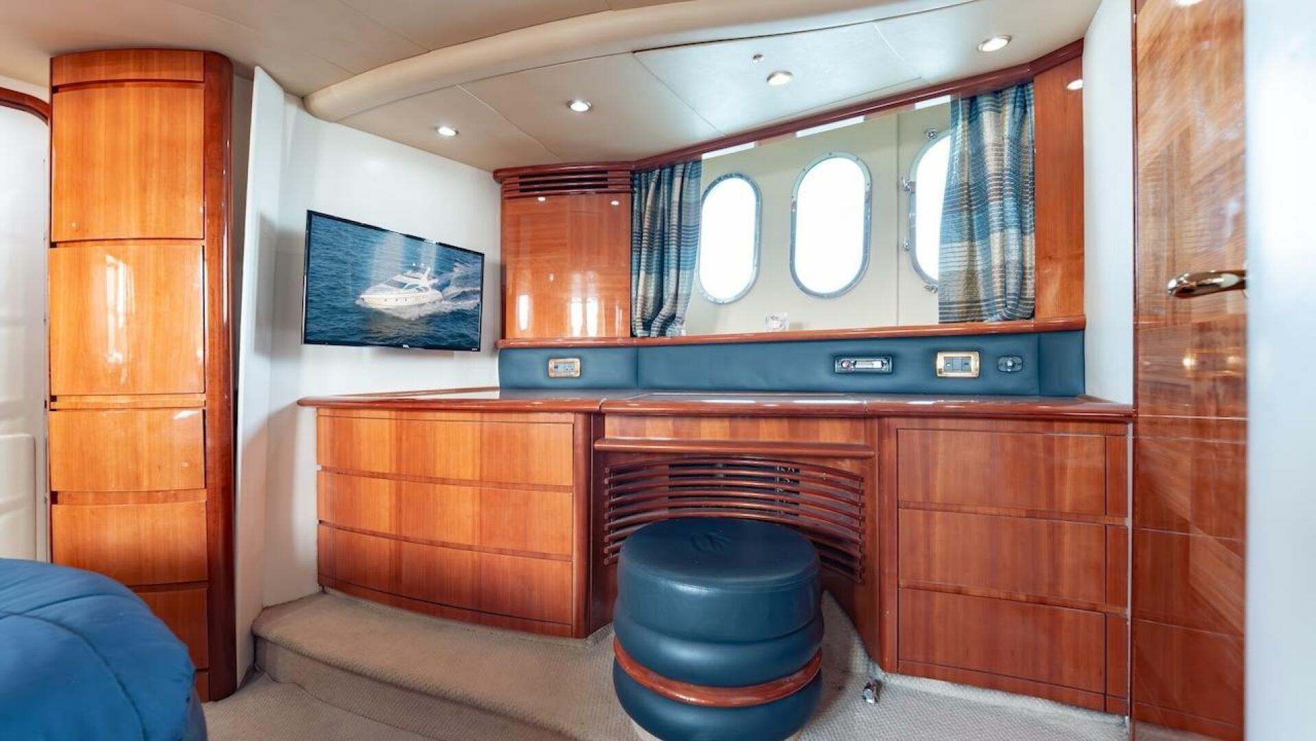 2007 Azimut Evolution - Image 63