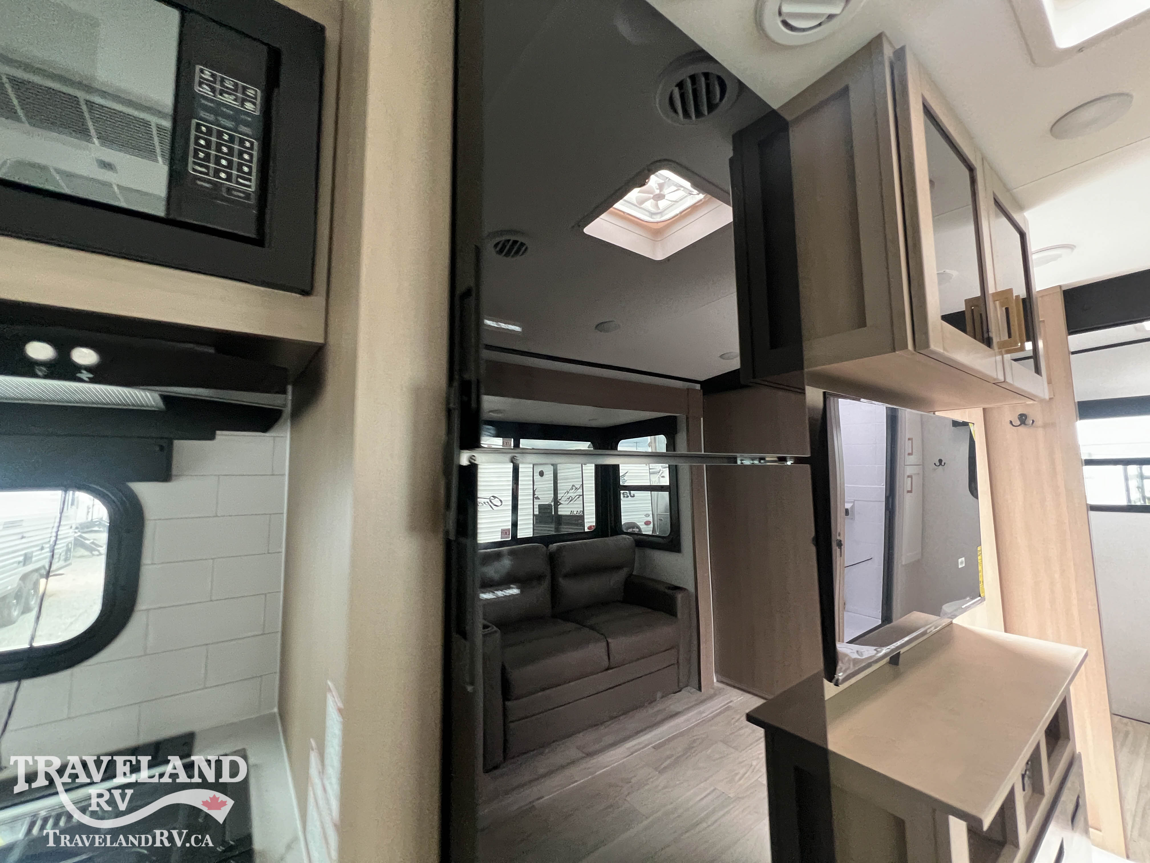 2027 Highland Ridge Range Lite 250RBL - Image 12
