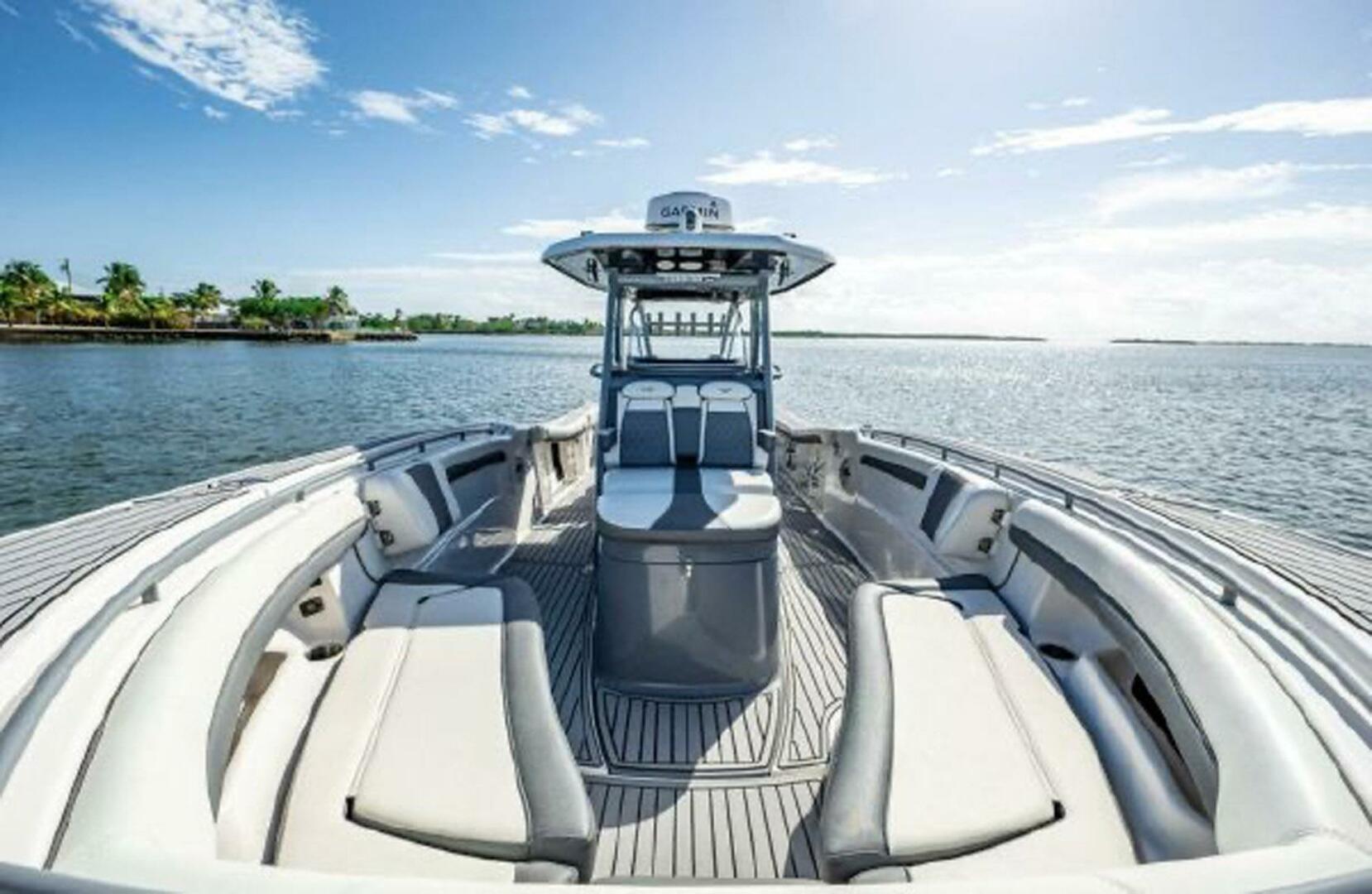 2020 Tidewater 320 CC Adventure - Image 6