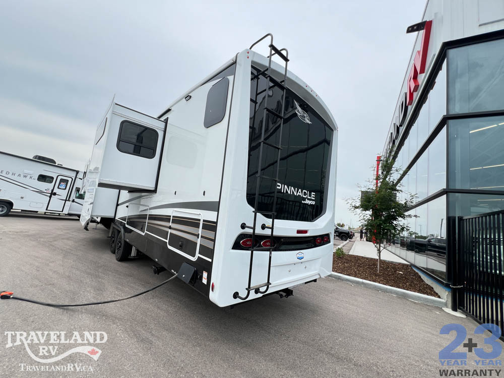 2027 Jayco Pinnacle 39FLOK - Image 7