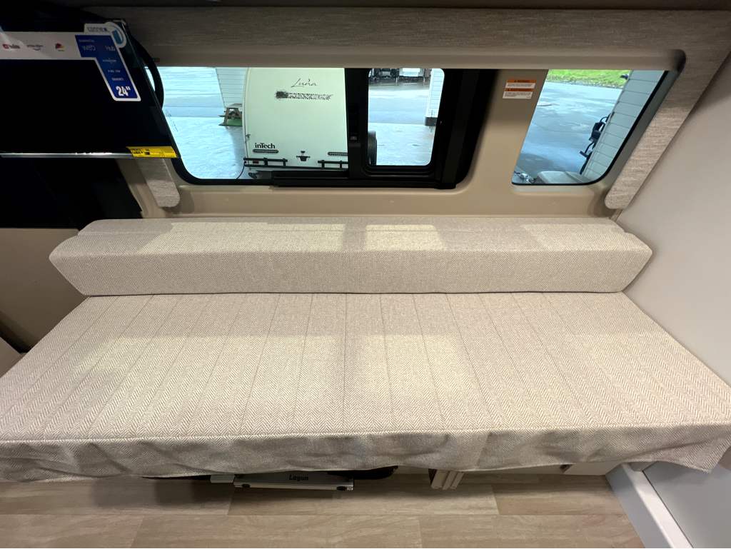 2026 Jayco Swift 20T - Image 12