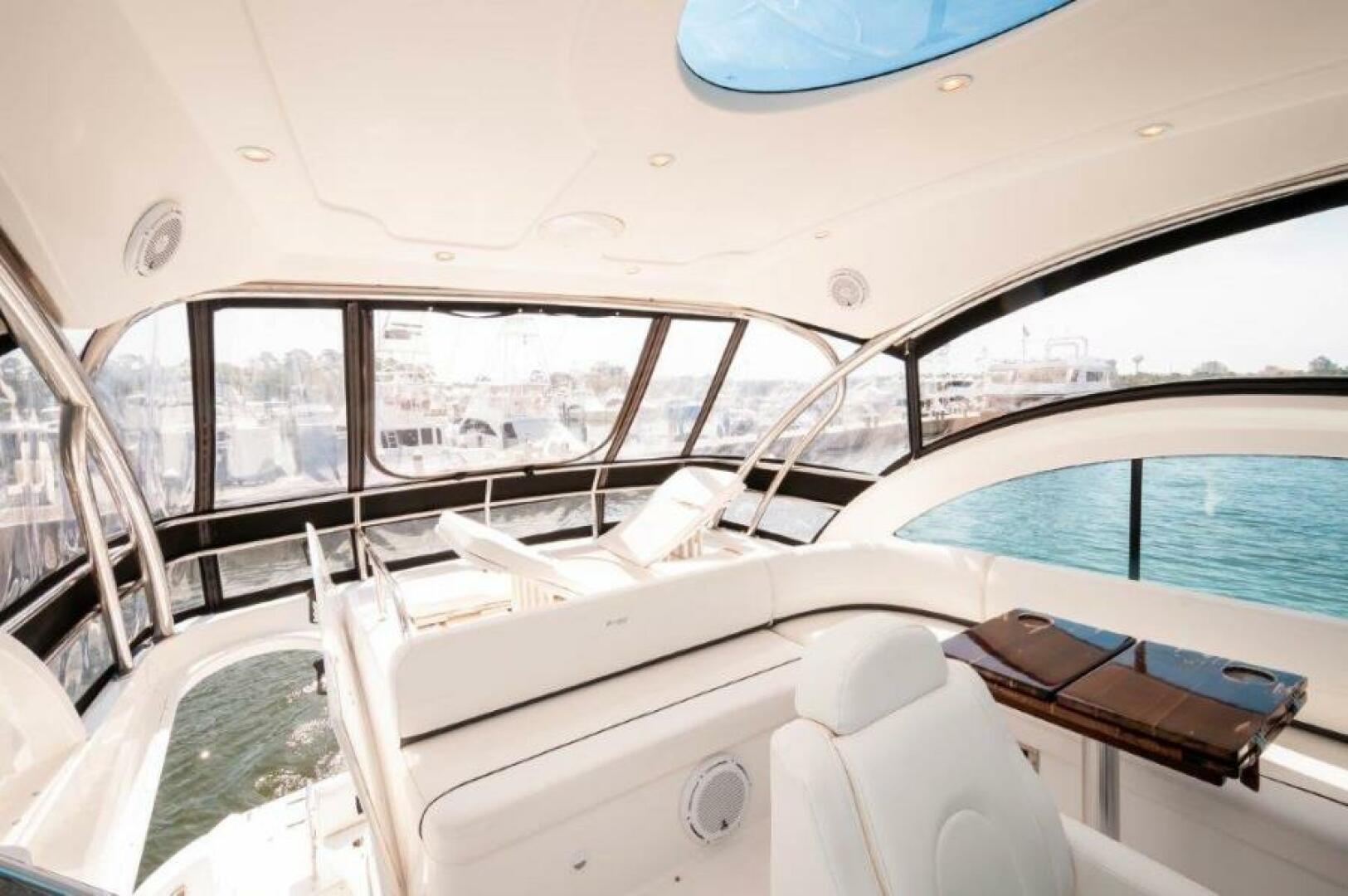 2006 Cruisers Yachts 477 Sport Sedan - Image 27
