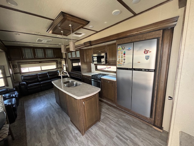 2018 Grand Design Solitude 384GK - Image 13