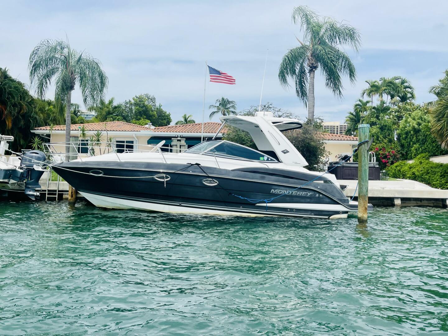 2016 Monterey 335 Sport Yacht - Image 4