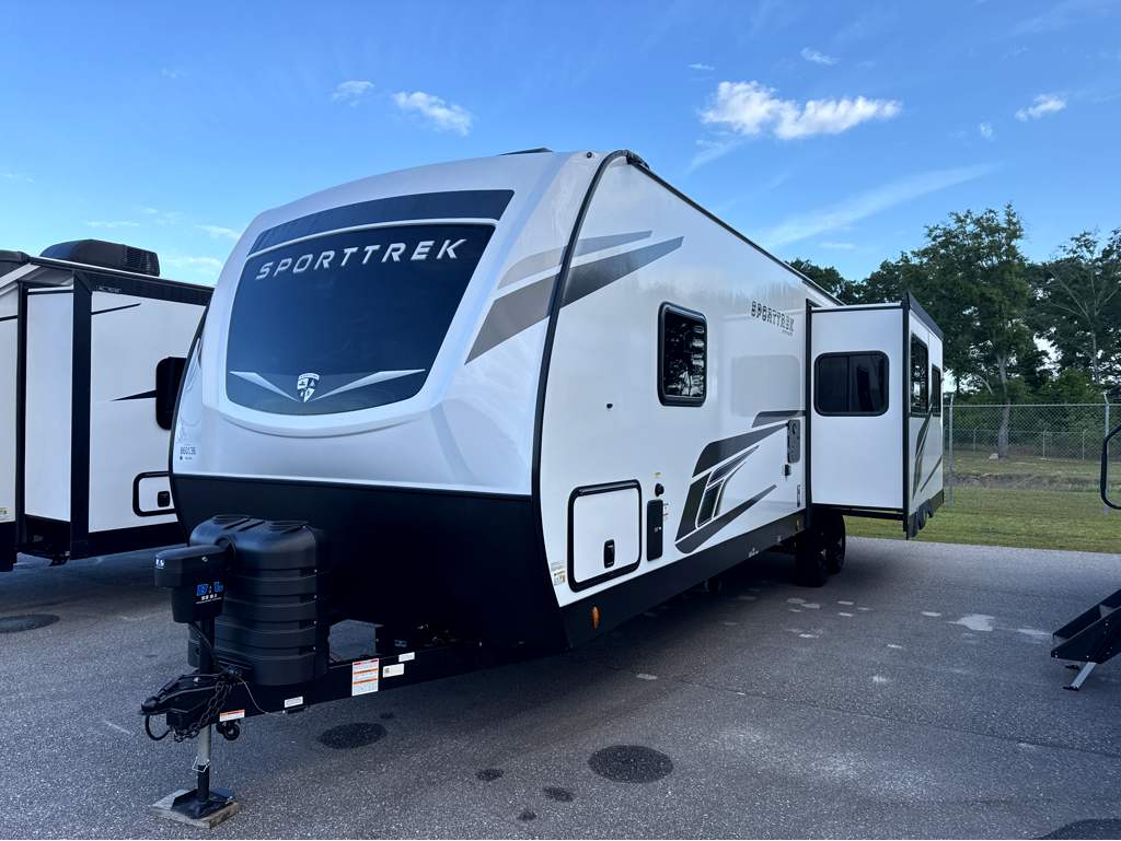2026 VENTURE RV SPORTTREK 312VIK - Image 3