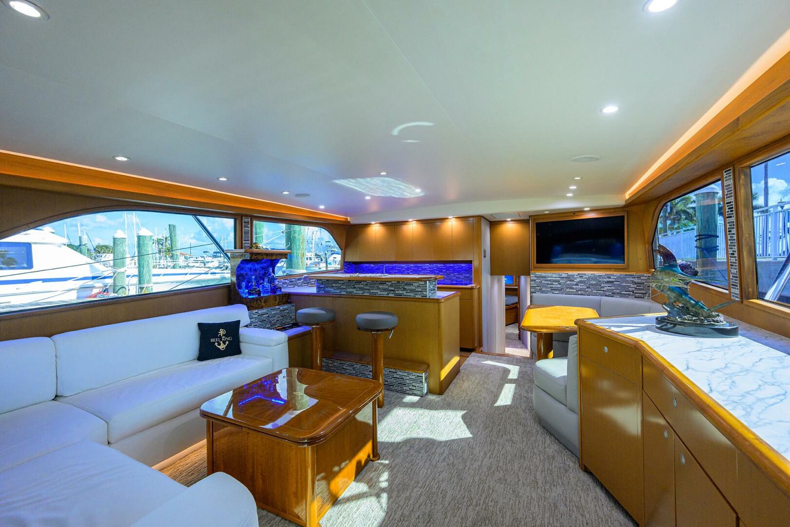 2020 VIKING VIKING 61 Convertible Base - Image 21