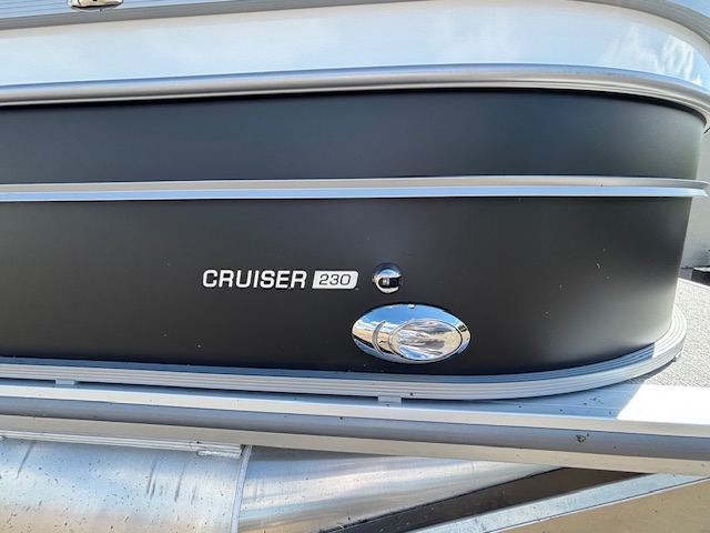 2025 HARRIS CRUISER 230 CWDH - Image 2