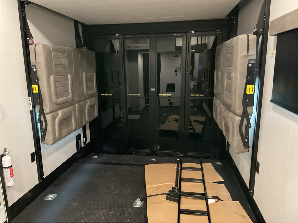 2026 Jayco Seismic 413 - Image 23