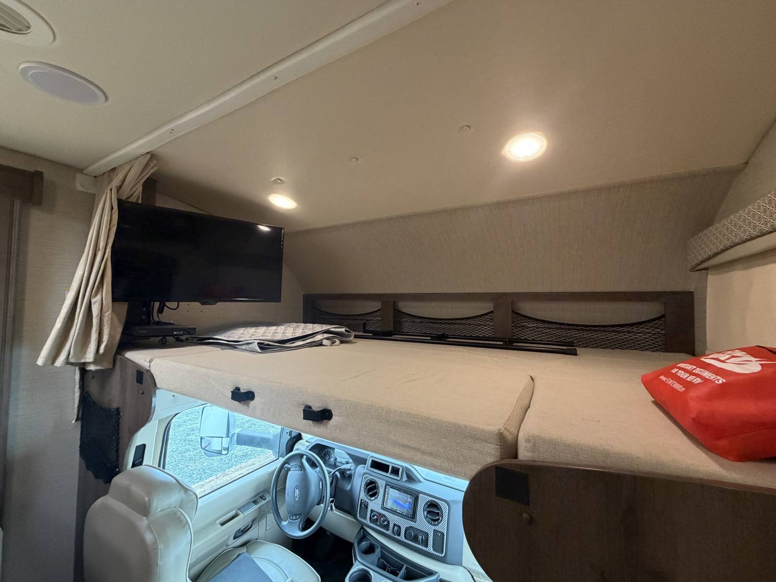 2019 Jayco Greyhawk 31F - Image 17