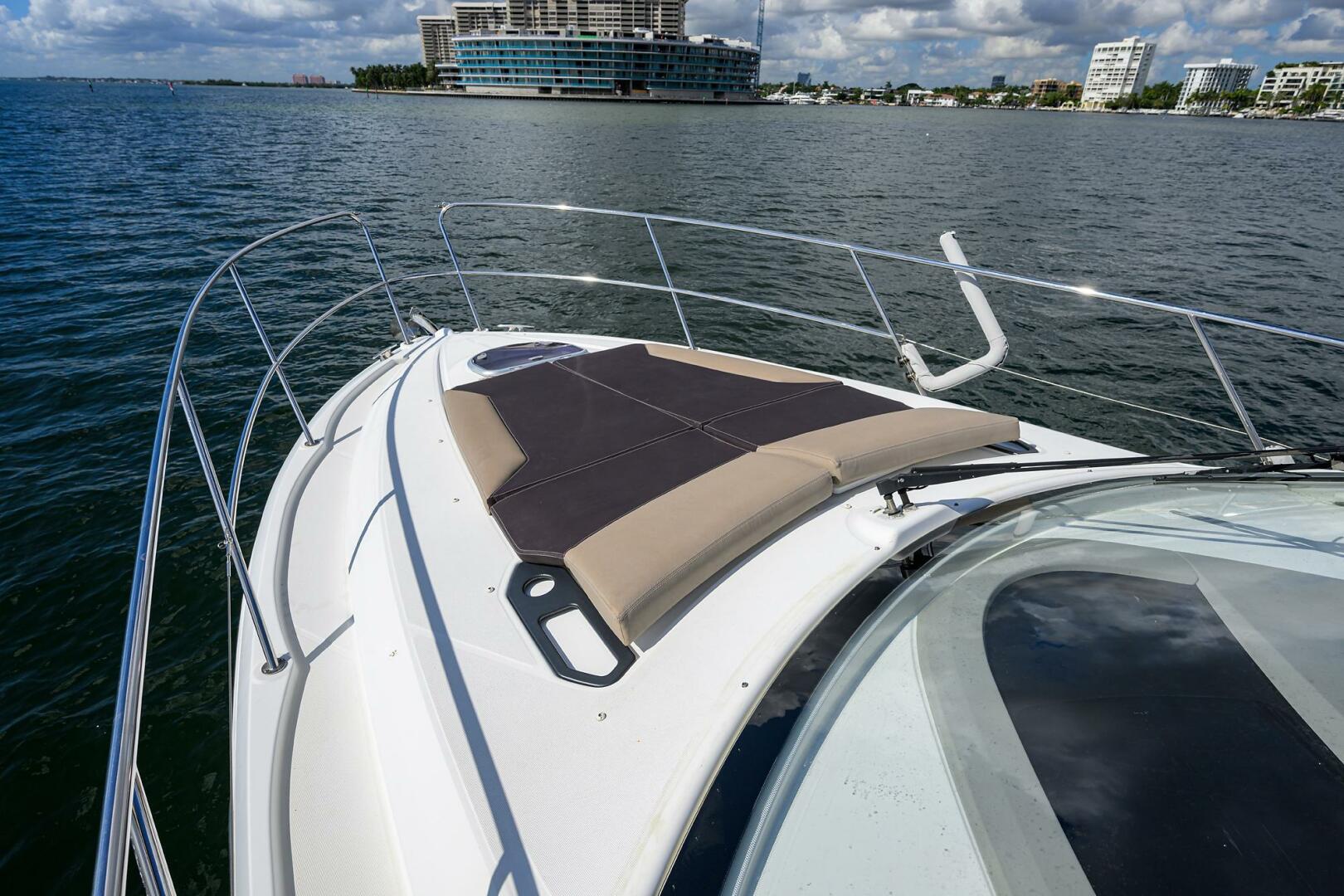2003 Jupiter 31 Cuddy - Image 121