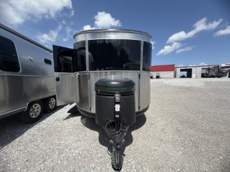 2024 AIRSTREAM Basecamp 20X REI - Image 10