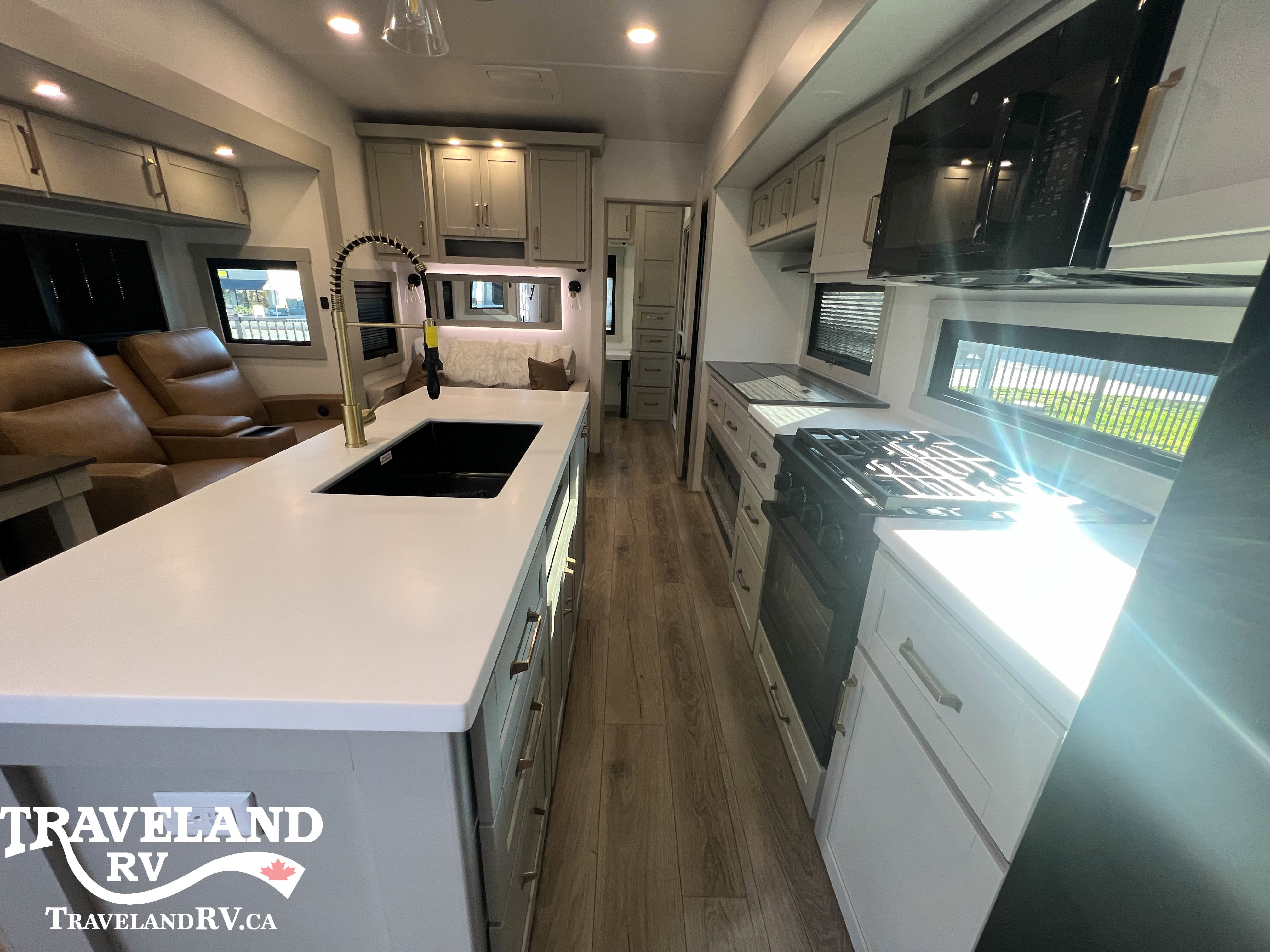 2026 Brinkley RV Model Z 3515 - Image 7