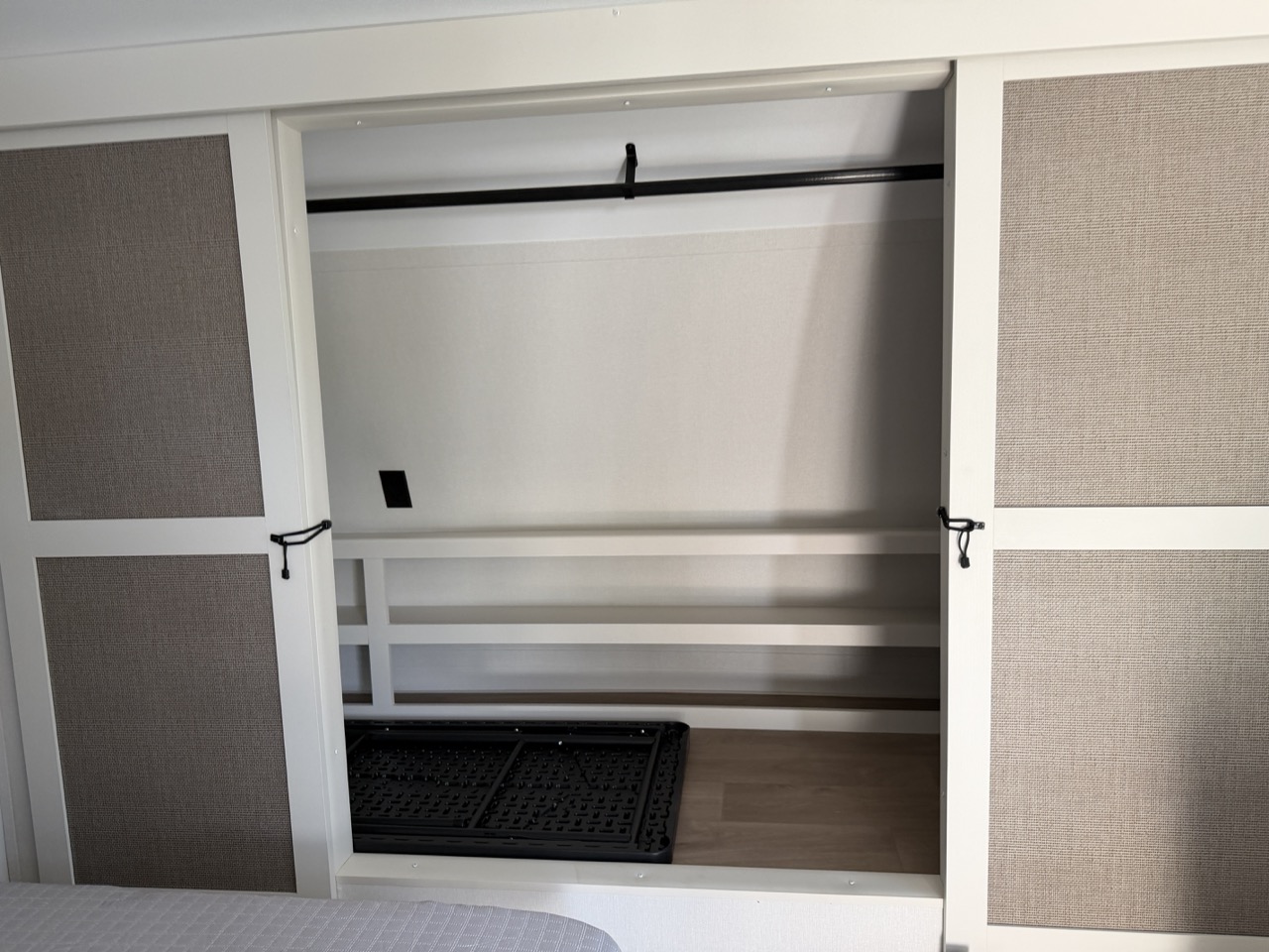 2026 Grand Design Transcend 335BHT - Image 22