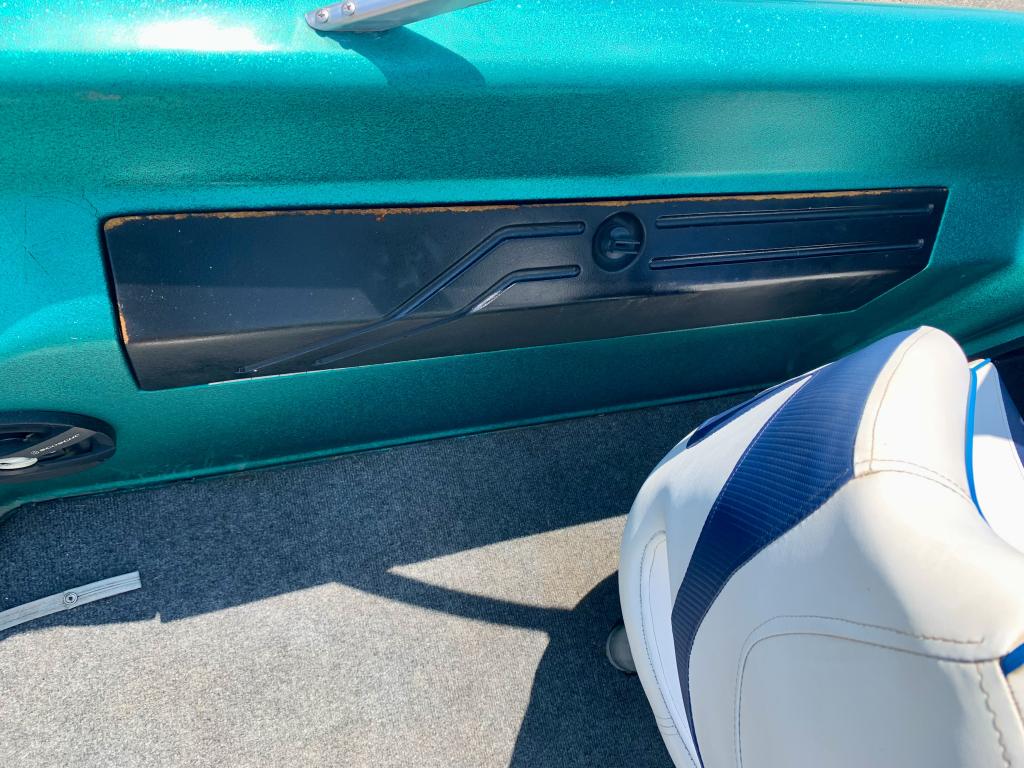 1996 TRACKER 1996 205 SPORT SF - Image 31