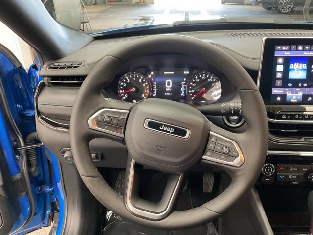 2025 Jeep Compass Limited 4x4 - Image 14