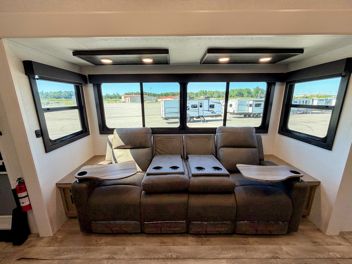 2027 JAYCO EAGLE 367TBTS - Image 10
