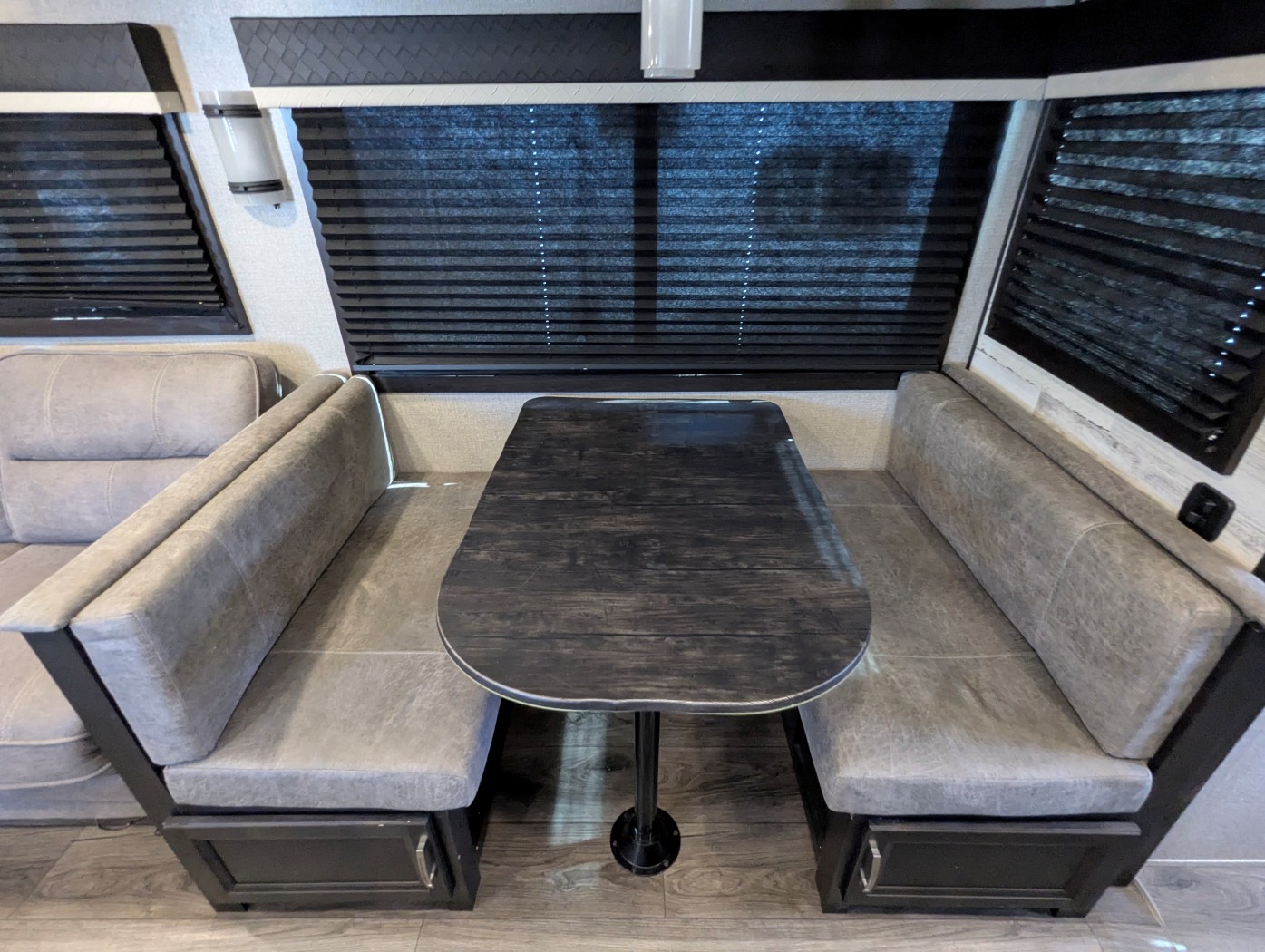 2021 JAYCO WHITEHAWK 28RL - Image 22