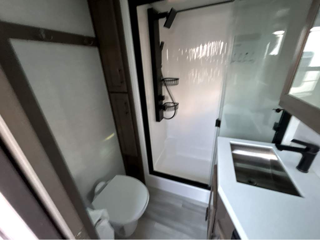 2023 GRAND DESIGN SOLITUDE 378MBS - Image 18