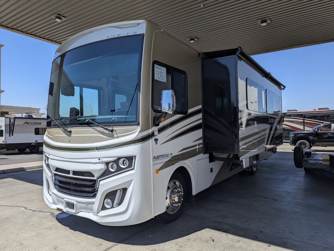 2026 Fleetwood Bounder 33C - Image 3