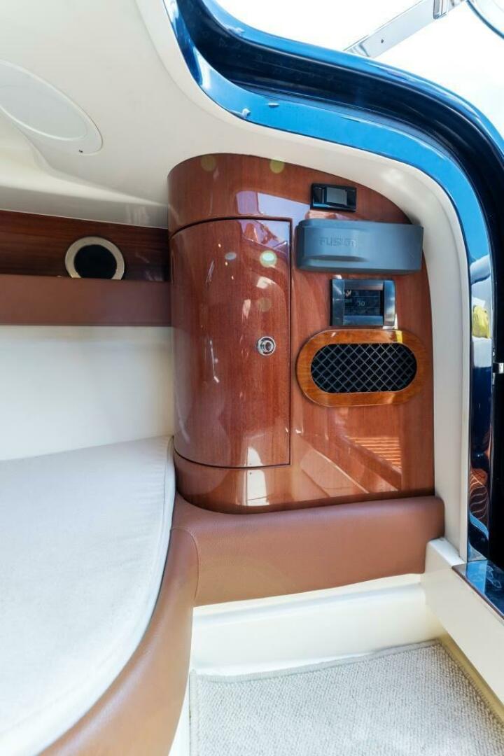 2020 Riva - Image 24