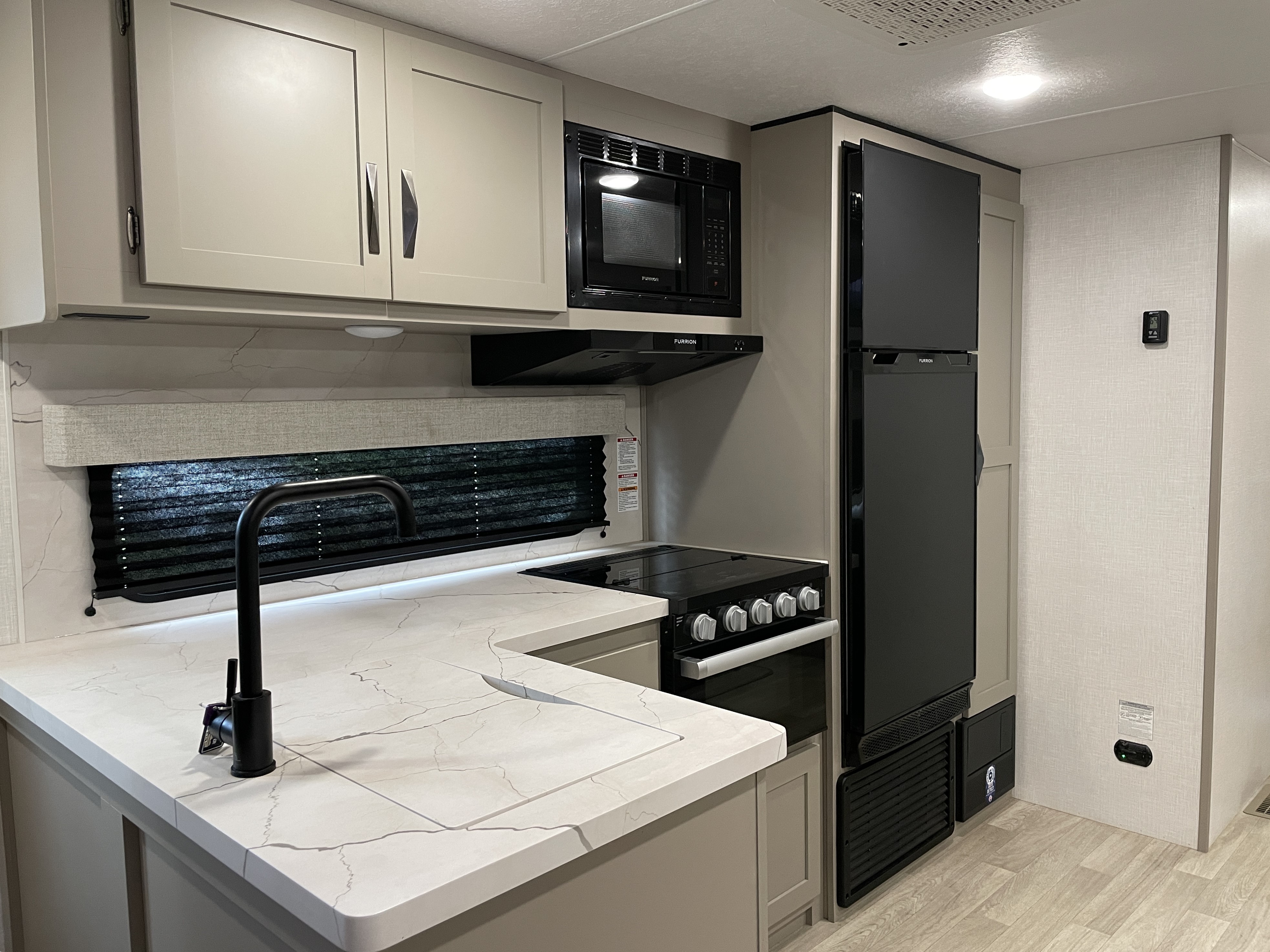 2024 KZ RV Connect SE C312BHKSE - Image 16