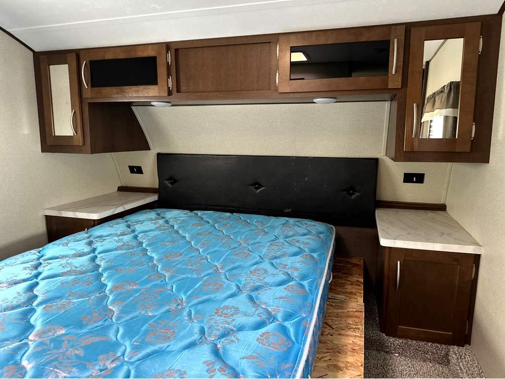 2018 PRIME TIME CRUSADER 30BH - Image 20