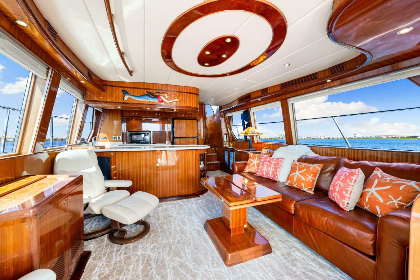 2007 Hampton 558 Pilothouse - Image 6