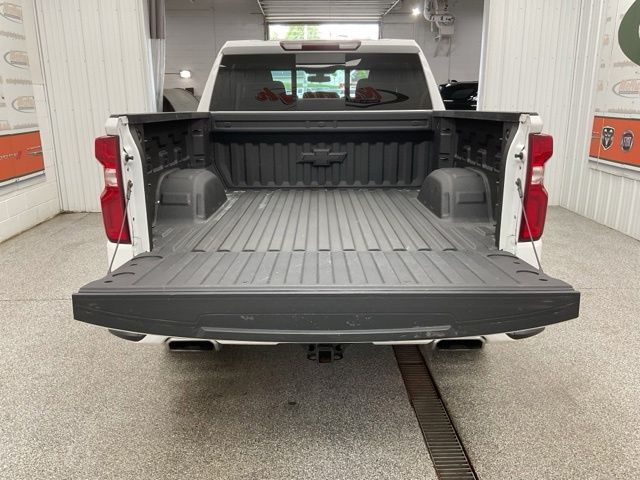 2021 Chevrolet Silverado 1500 Crew Cab RST 4WD - Image 6