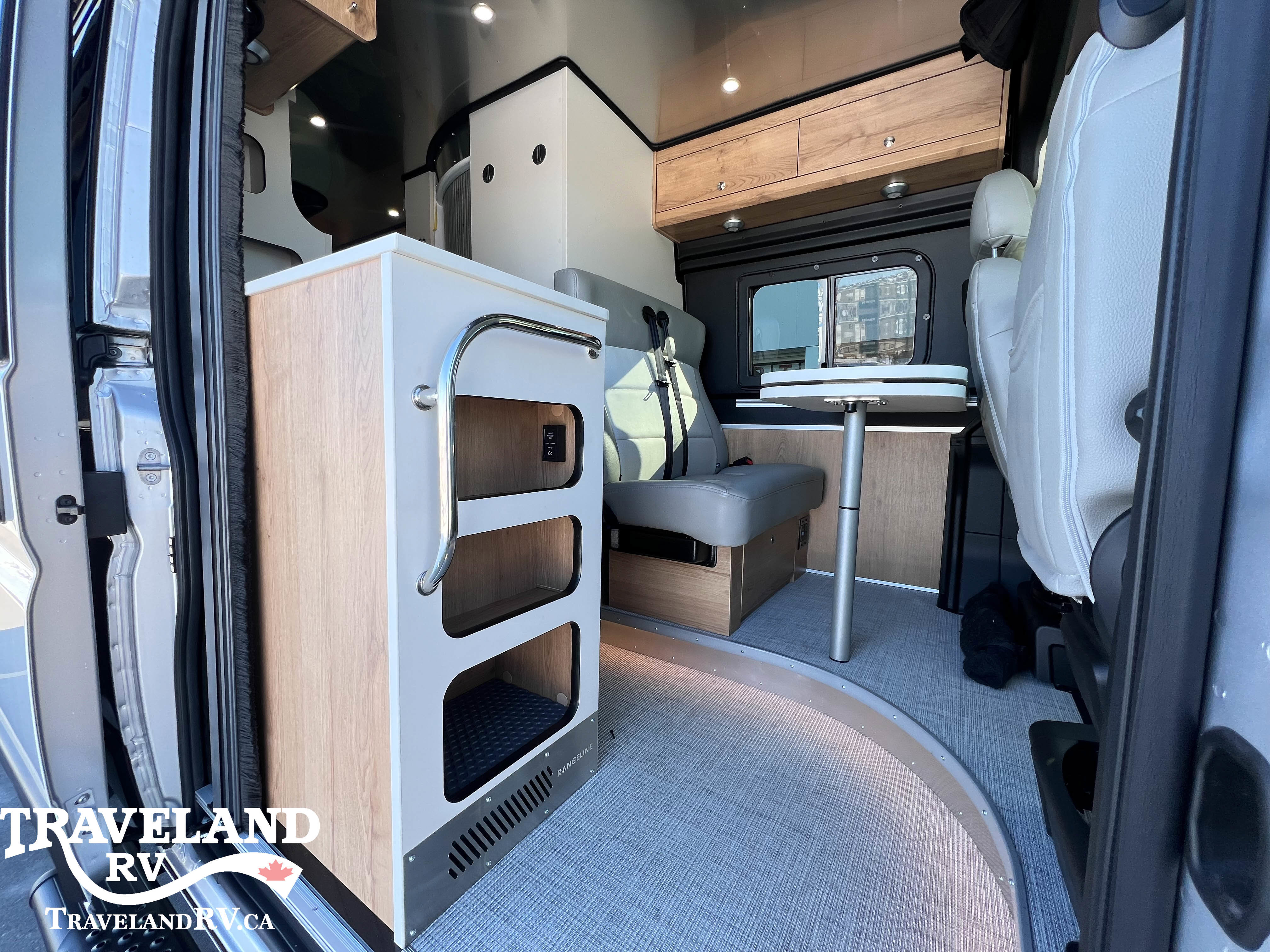 2025 Airstream Rangeline Base - Image 10