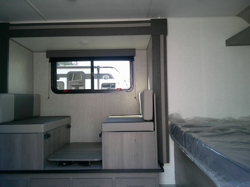 2025 Keystone Hideout Sport 176BH - Image 3